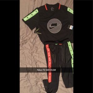 Nike 2 Piece Fit